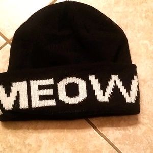 Meow black beanie